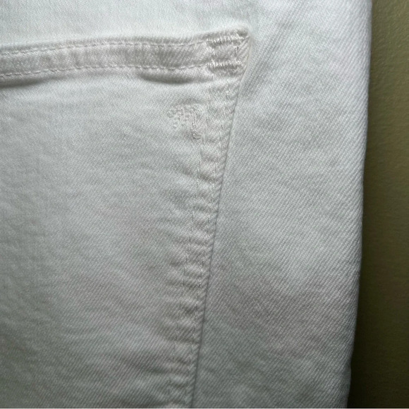 High Rise Perfect Vintage Jean in tile white - Picture 6 of 8